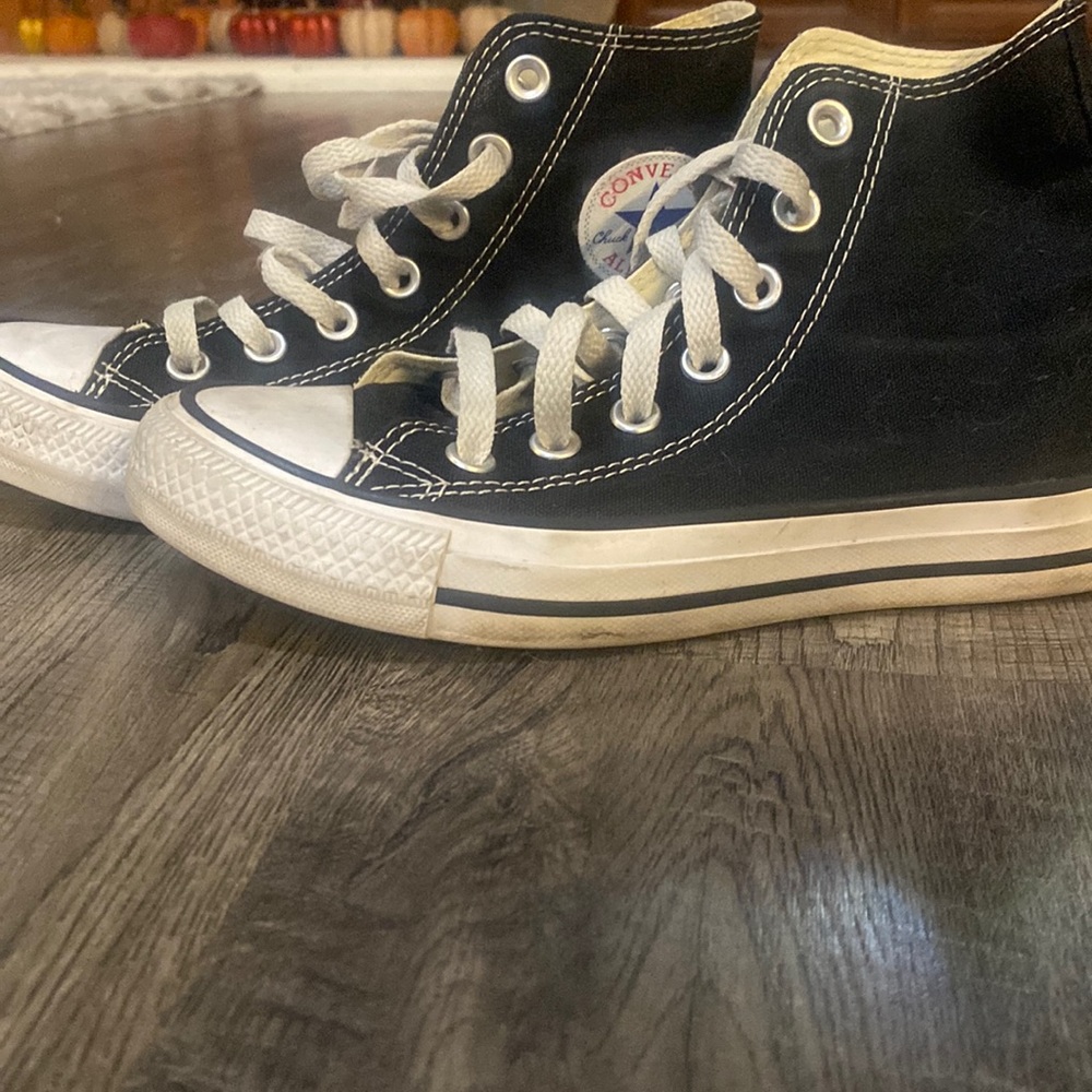 Chuck converse in kids size 5 in black